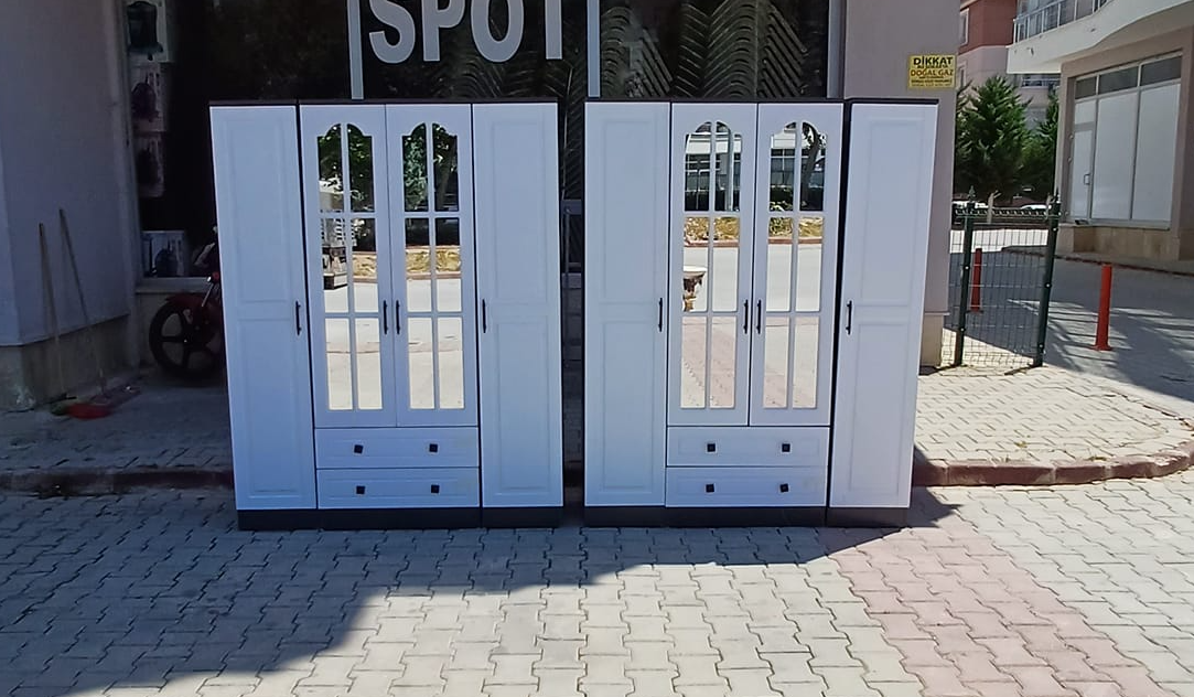 SPOT MEMBRAN 4 KAPAKLI GARDIROP KALİTELİ VE UCUZ