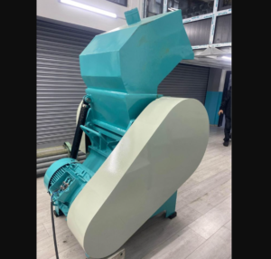 ELEKTRİKLİ ÇORBA KAZANI 12 LT VE 8 LT 11 ikinci el 40 lık Plastik Kırma MAKİNASI 80 lik