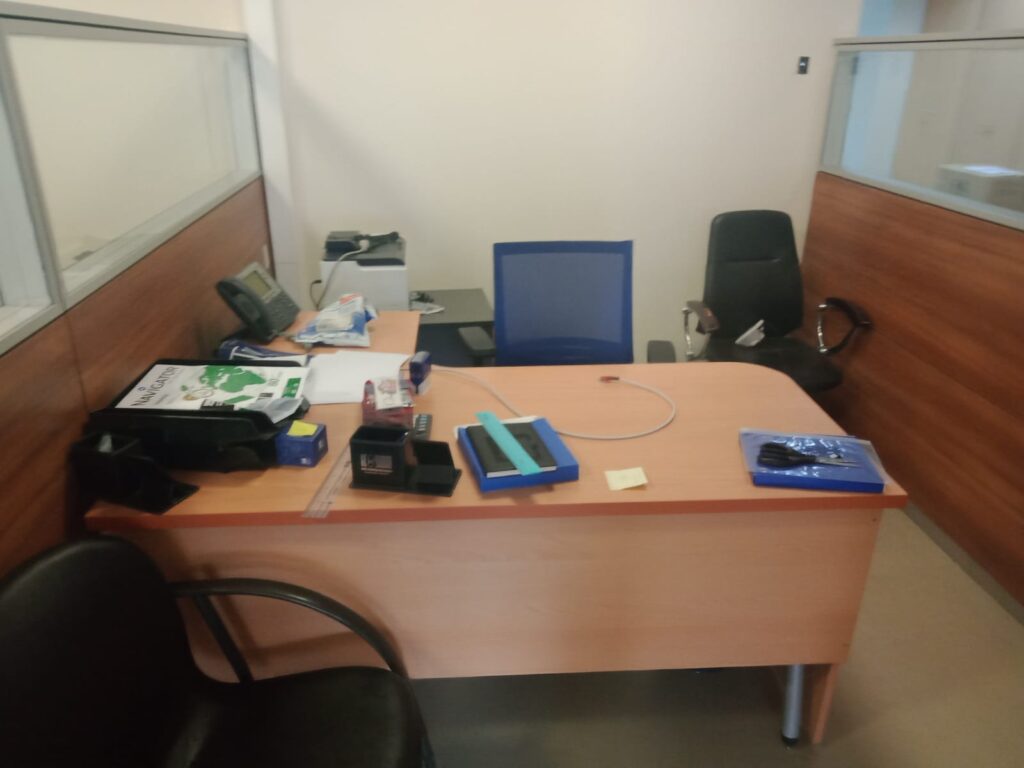 defolu ofis büro mobilyası teşhir defolu ofis buro mobilyasi teshir 1